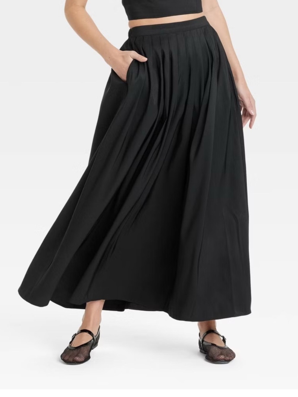 a new day Black Pleated A-Line Maxi Skirt with Side Pockets. Medium
